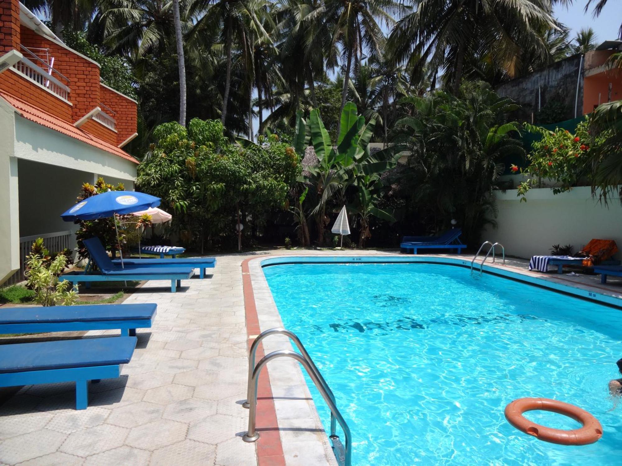 Hotel Thushara Kovalam Dış mekan fotoğraf
