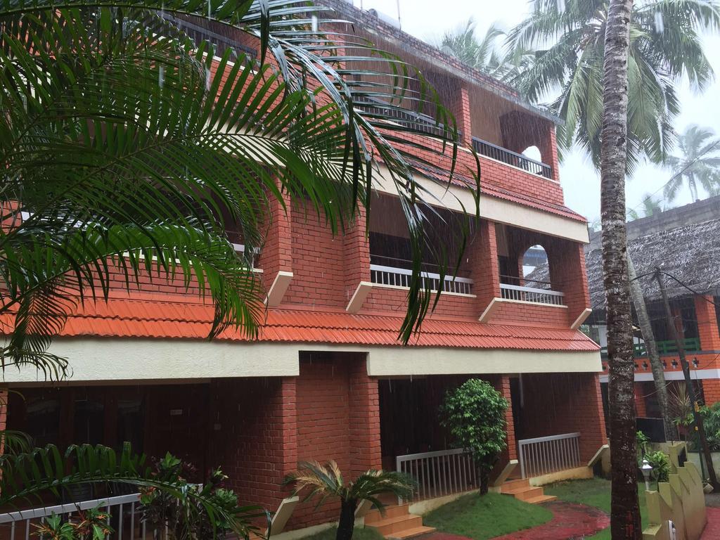 Hotel Thushara Kovalam Dış mekan fotoğraf