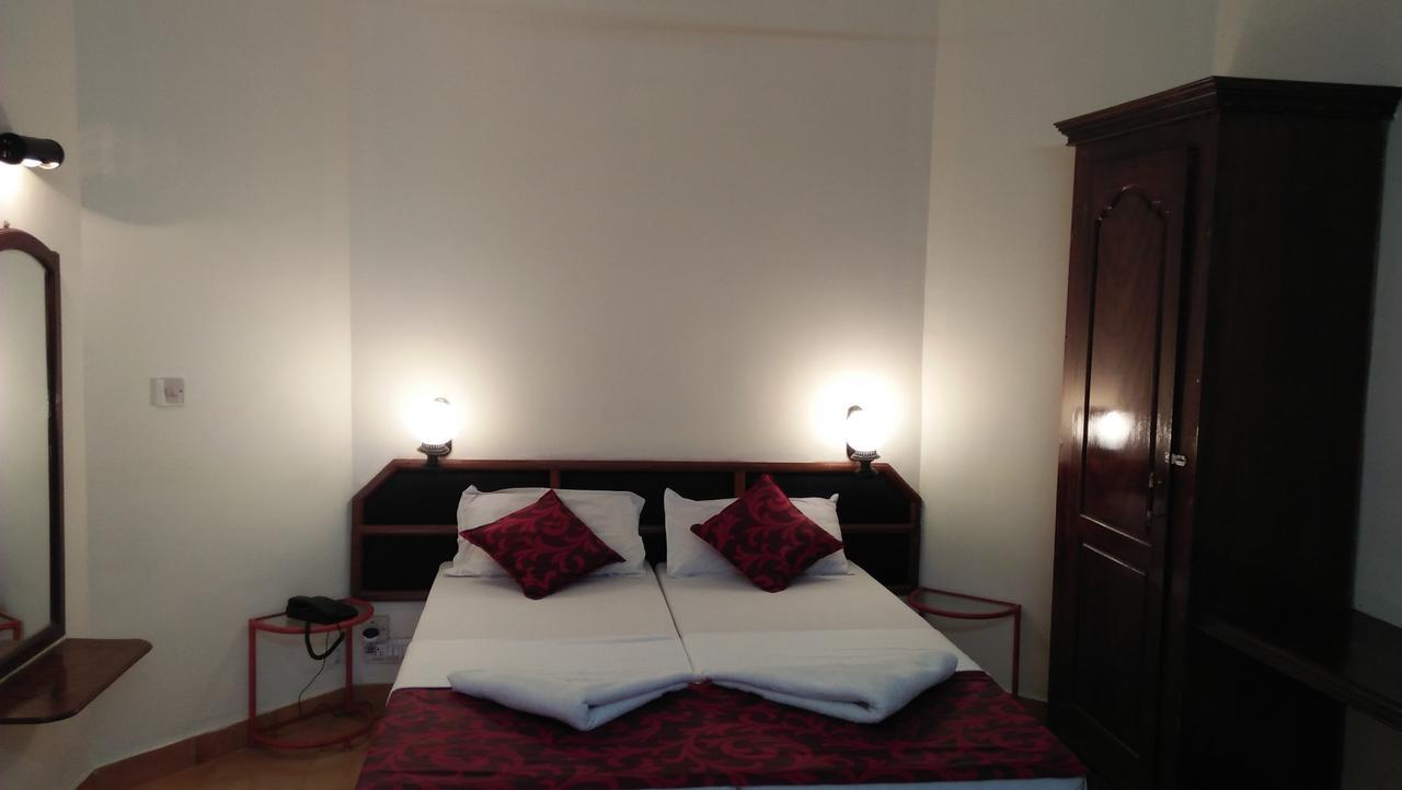 Hotel Thushara Kovalam Dış mekan fotoğraf