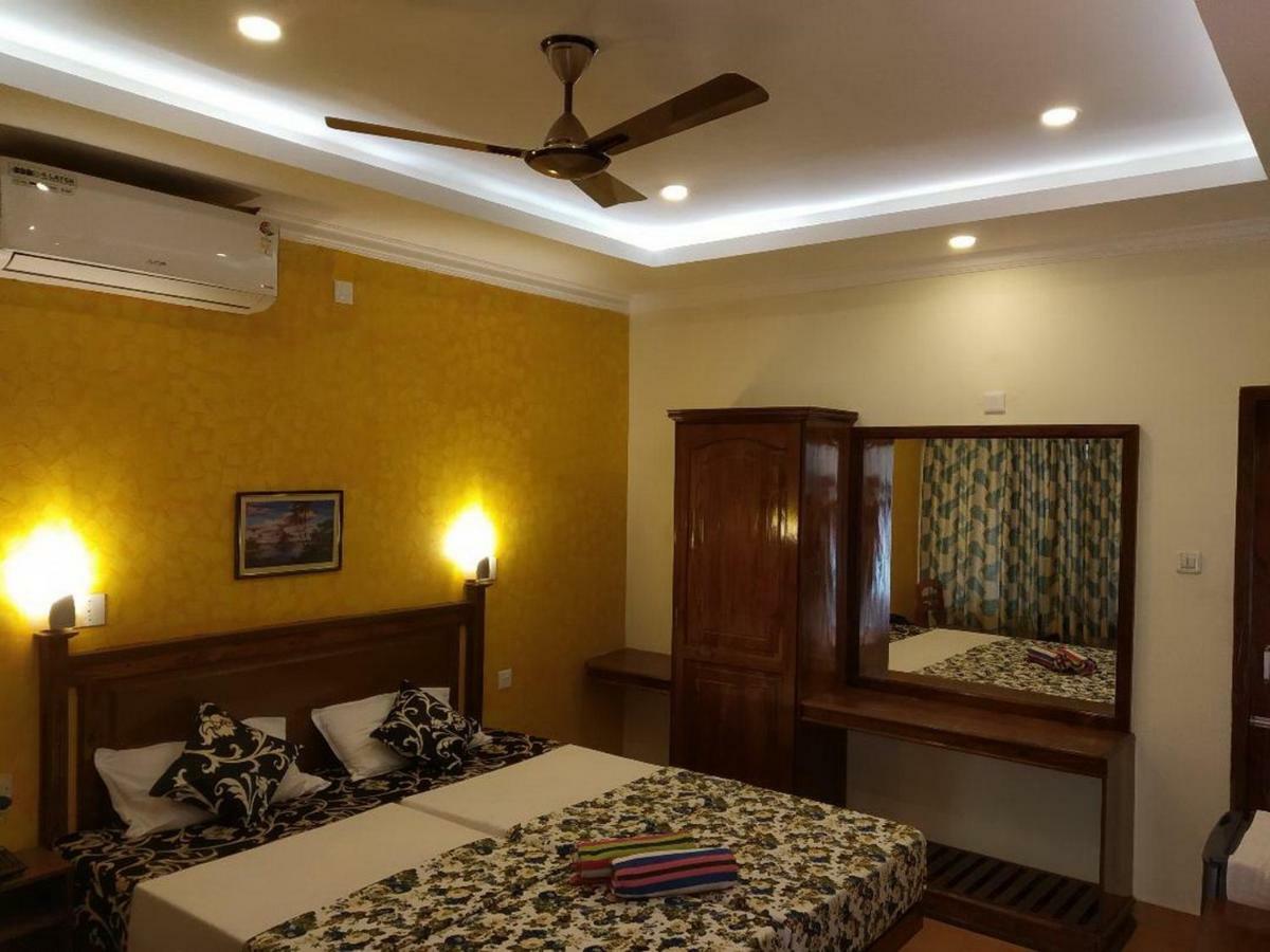 Hotel Thushara Kovalam Dış mekan fotoğraf