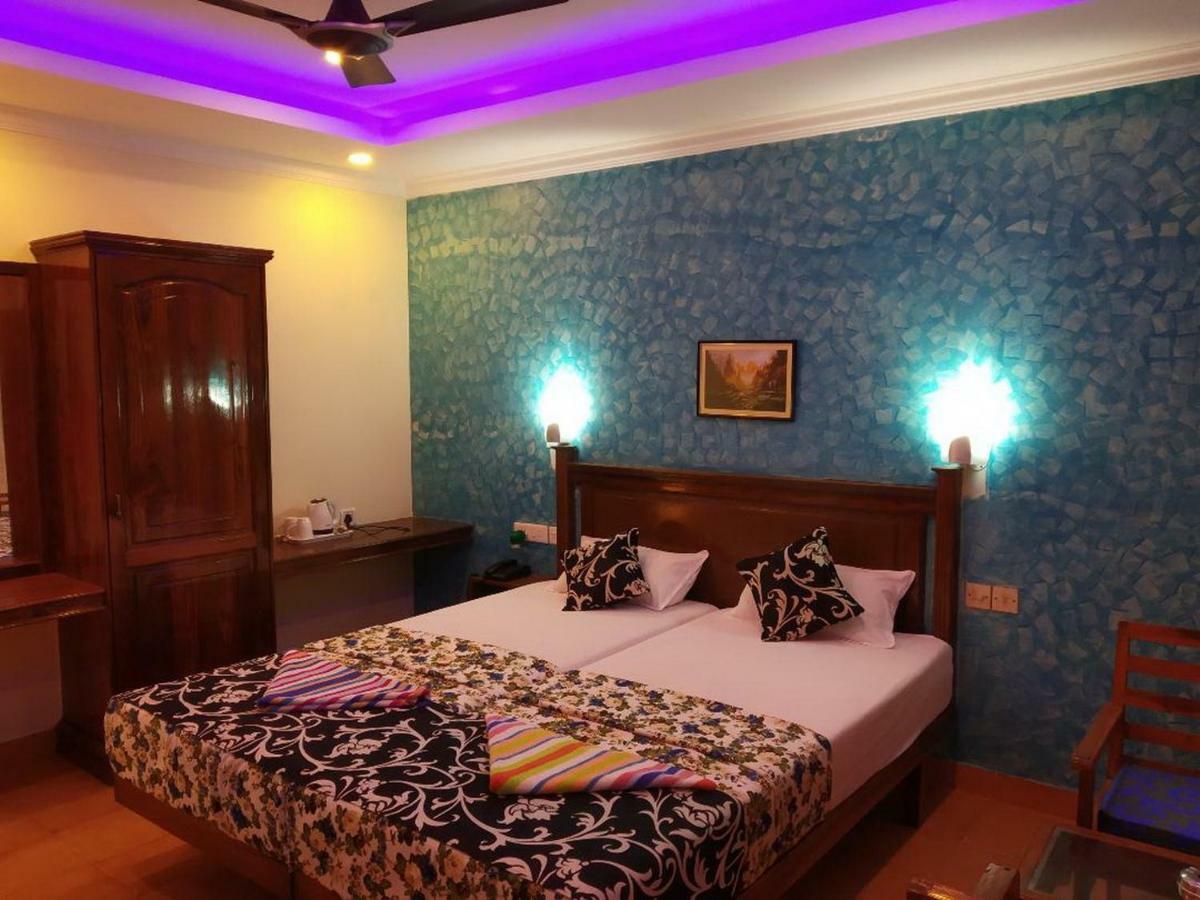 Hotel Thushara Kovalam Dış mekan fotoğraf